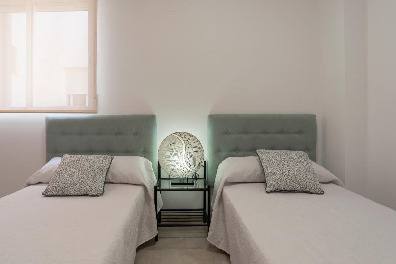 Nuevo Y Moderno Apartamento Con Aire Acondicionado - El Cid 4 부리아나 외부 사진