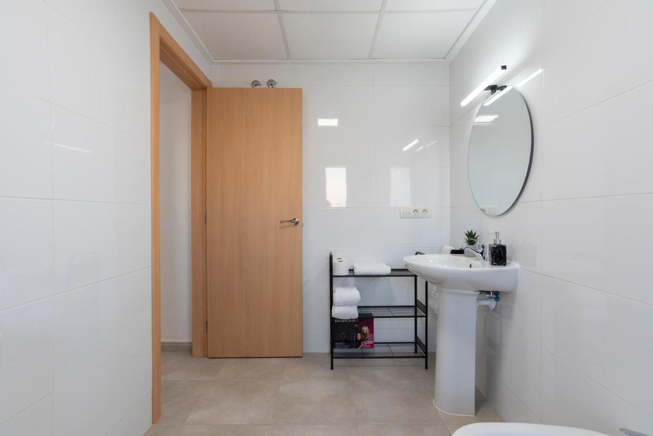 Nuevo Y Moderno Apartamento Con Aire Acondicionado - El Cid 4 부리아나 외부 사진