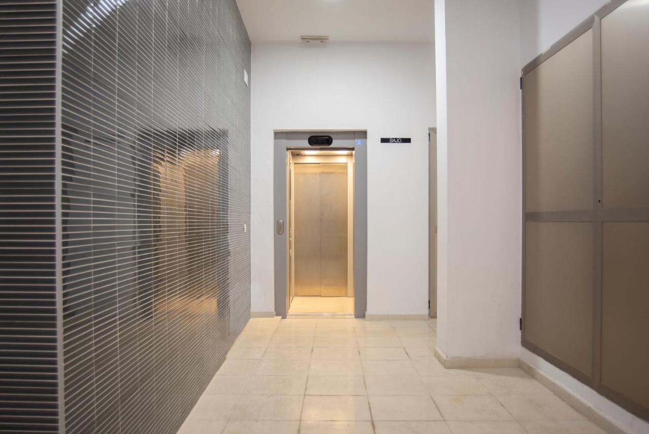 Nuevo Y Moderno Apartamento Con Aire Acondicionado - El Cid 4 부리아나 외부 사진