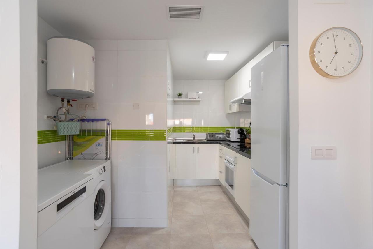Nuevo Y Moderno Apartamento Con Aire Acondicionado - El Cid 4 부리아나 외부 사진